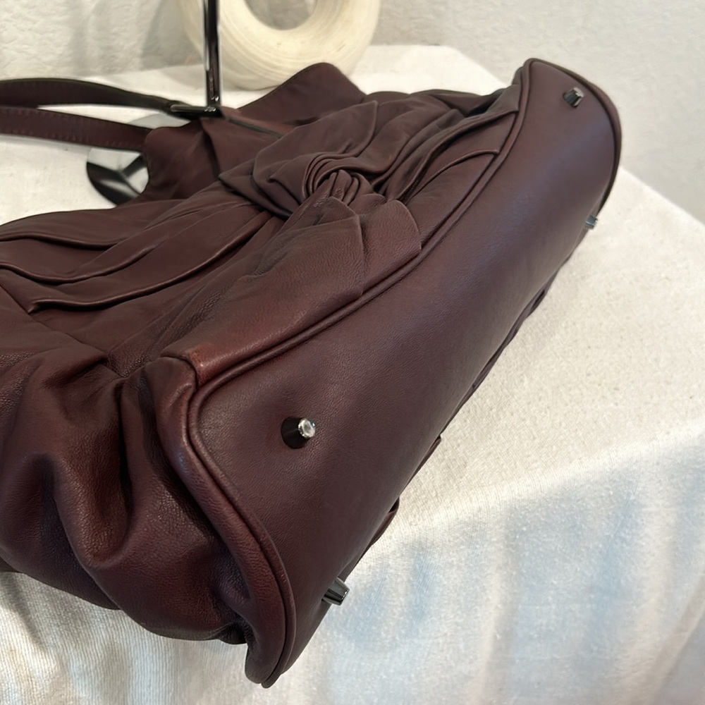 BURBERRY Leather Shoulder Bag - Picture 10 of 14